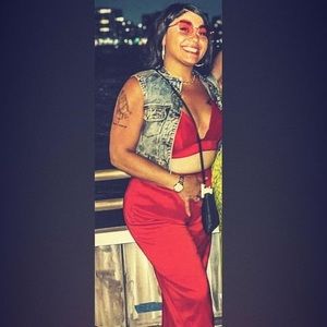 Meet your Posher, Maria